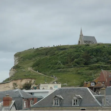 Nid Elegant - Vue Chapelle Et 公寓 *